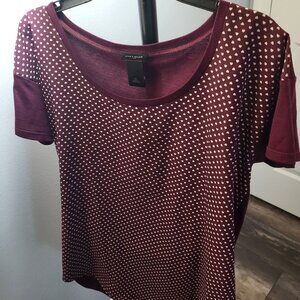 Ann Taylor Factory Short Sleeve Blouse Burgundy with White Hearts Size XS